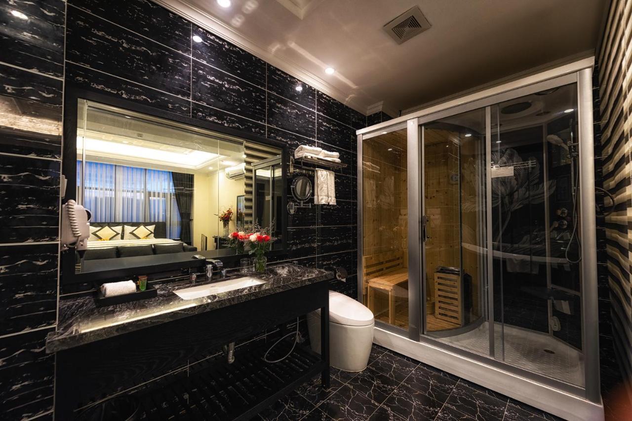 Tuong VI Hotel Saigon Ho Chi Minh City Exterior photo